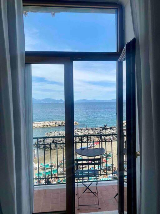 Il Richiamo Del Mare Casa vacanze Napoli